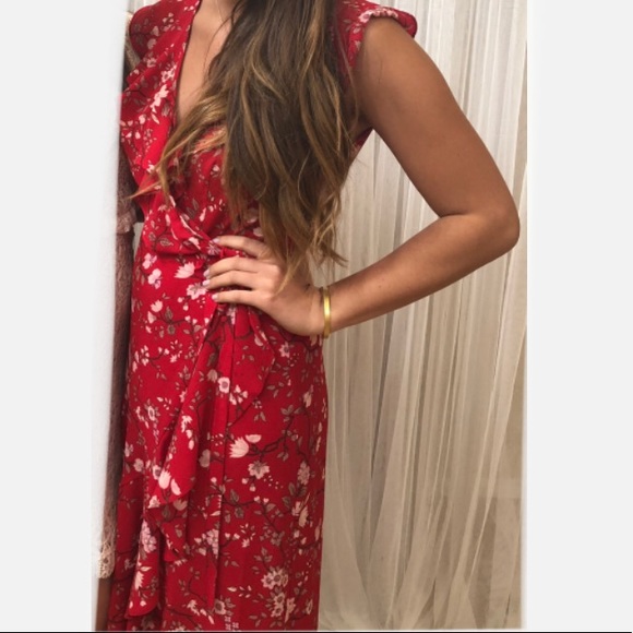 Max Studio Dresses & Skirts - Max Studio Floral Wrap Dress